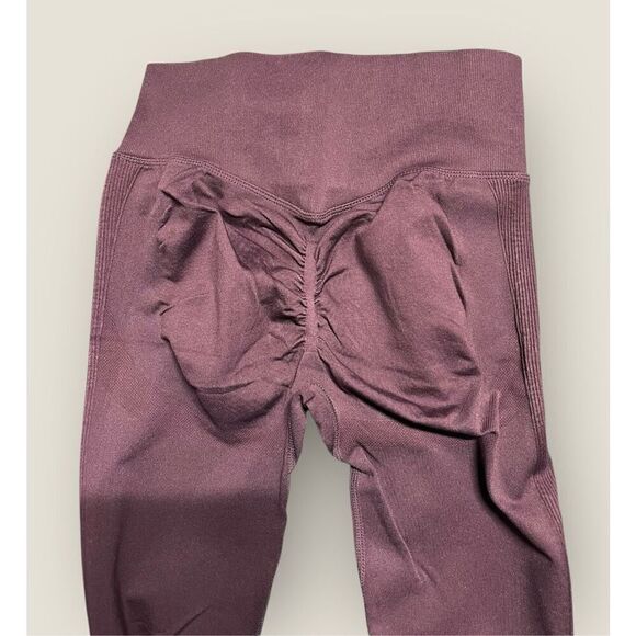 New Halara Women’s L 7/8 Seamless Flow Butt Lifting Leggings Night’s Purple C - Picture 9 of 13